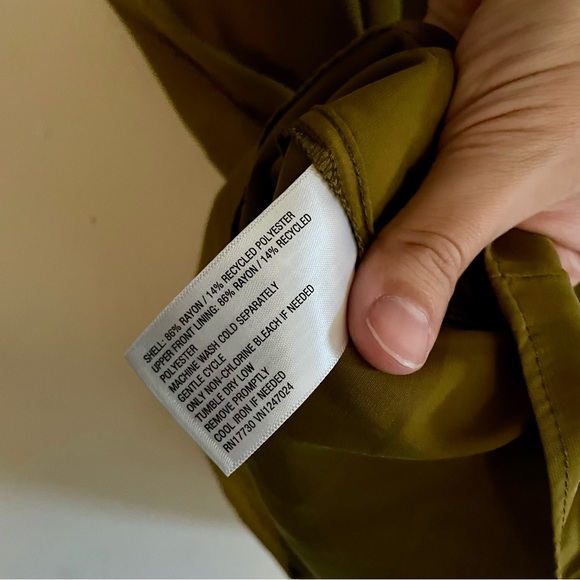 NWT Universal Thread Green Spaghetti Straps Camisole Top Women’s Size XXL - Picture 8 of 8